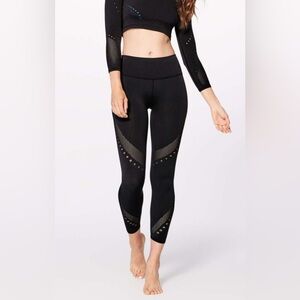 Lululemon Reveal 7/8 Tight (Posy 25") Black Style Number: W5ANNS